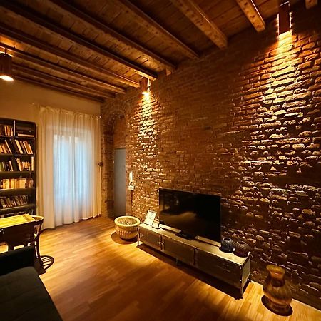 First Moon-Emme Loft Apartment Milano Ngoại thất bức ảnh