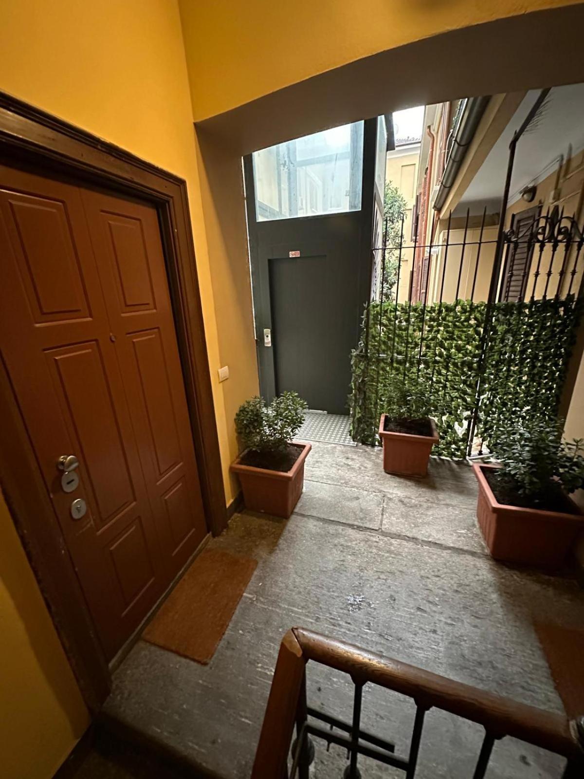 First Moon-Emme Loft Apartment Milano Ngoại thất bức ảnh